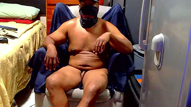 CharlesBlk79  online show from January 2026 07:12:01 PM