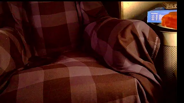 CharlesBlk79  online show from April 2026 01:13:01 PM