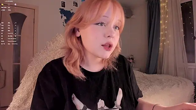 LisaLaas online show from March 2025 03:39:01 PM