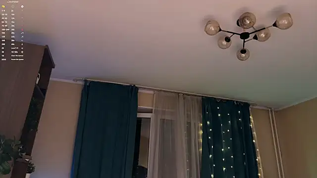 LisaLaas online show from April 2026 09:19:01 PM