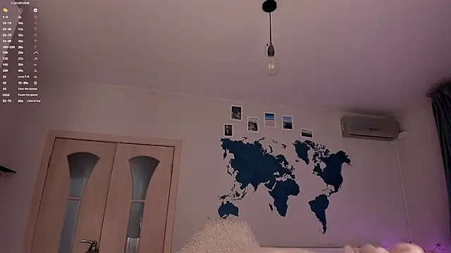 LisaLaas online show from February 2025 04:38:01 PM