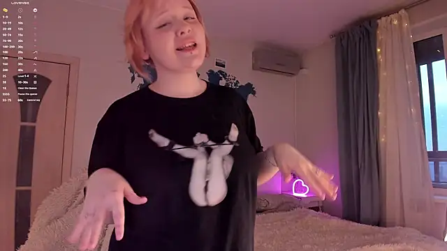 LisaLaas online show from March 2025 02:08:01 PM