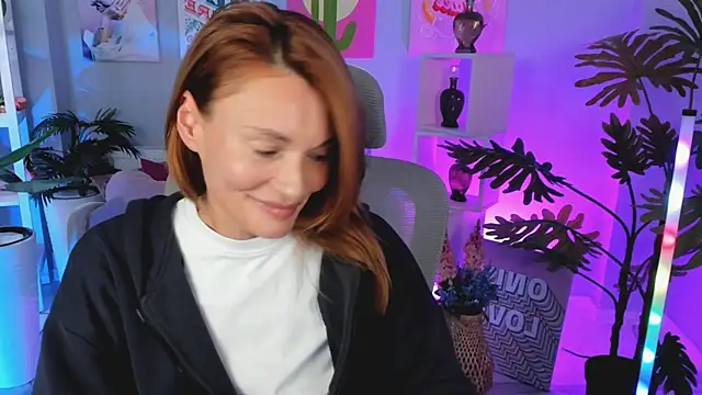 MistyBarnes online show from October 2025 01:44:02 PM