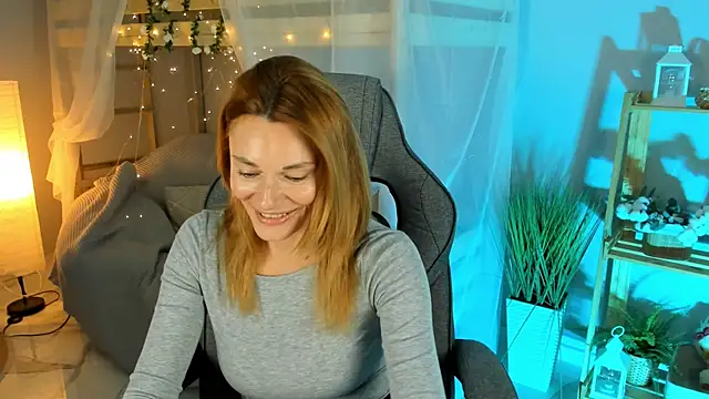 MistyBarnes online show from November 2025 01:12:01 PM