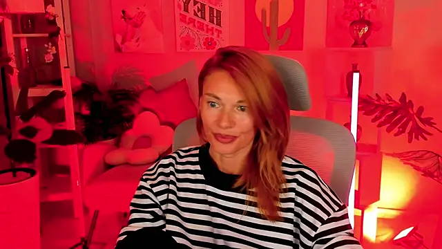 MistyBarnes online show from October 2025 02:18:01 PM