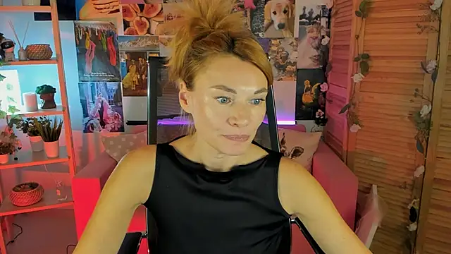 MistyBarnes online show from March 2025 03:03:02 PM