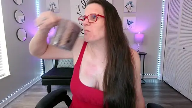 Snapshot of -Samie- chatting on July 2026 02:47:02 PM -Samie- online show from July 2026 02:47:02 PM