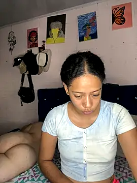 Miley and Vash online show from October 2025 05:00:02 PM