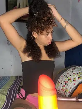 Miley and Vash online show from March 2025 07:38:01 PM