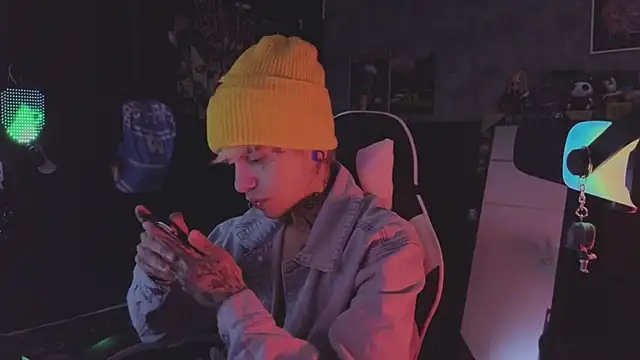 AcidMilo online show from March 2026 09:59:01 PM
