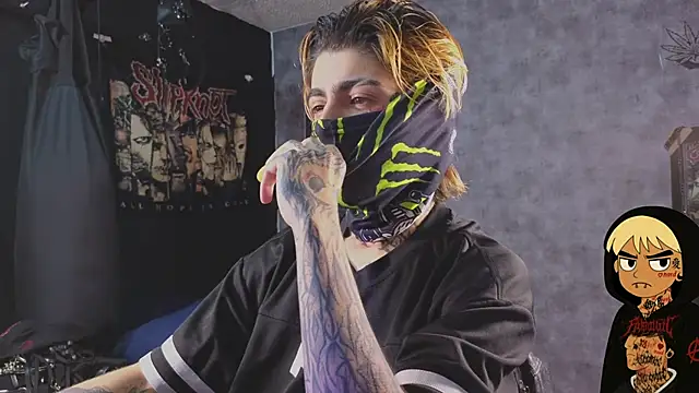 Snapshot of AcidMilo chatting on October 2025 12:22:02 AM AcidMilo online show from October 2025 12:22:02 AM