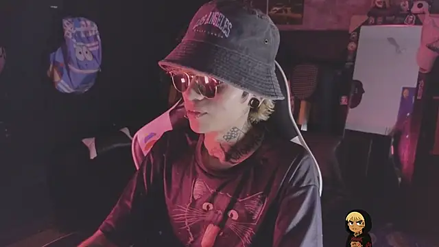 AcidMilo online show from May 2026 10:30:01 PM