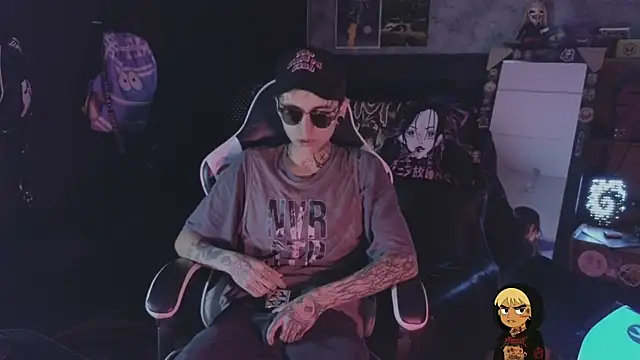AcidMilo online show from June 2026 04:37:02 PM