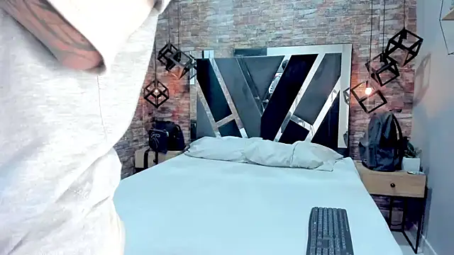 Snapshot of AcidMilo chatting on December 2024 12:49:02 PM AcidMilo online show from December 2024 12:49:02 PM