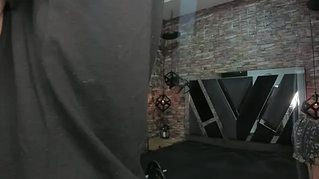 Snapshot of AcidMilo chatting on September 2025 12:25:02 PM AcidMilo online show from September 2025 12:25:02 PM