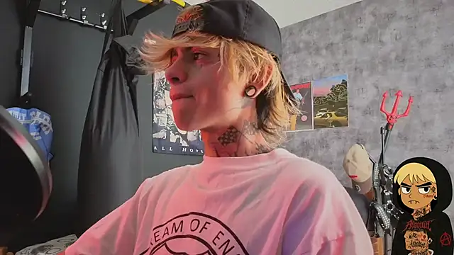 Snapshot of AcidMilo chatting on October 2025 02:38:02 PM AcidMilo online show from October 2025 02:38:02 PM