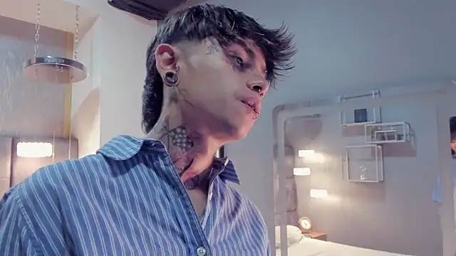 Snapshot of AcidMilo chatting on December 2024 03:26:01 PM AcidMilo online show from December 2024 03:26:01 PM