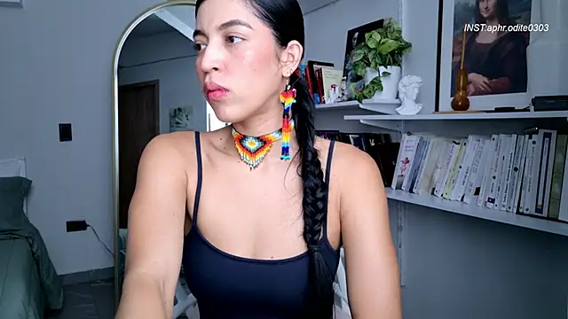 Nikol-JE online show from April 2026 08:21:01 PM