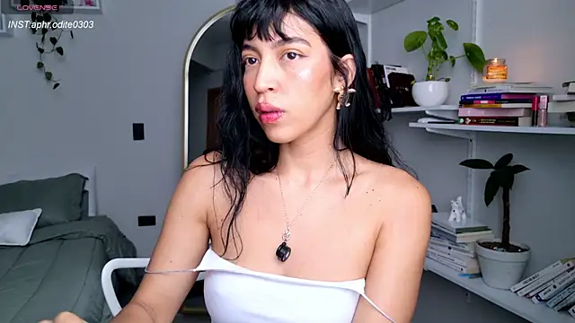 Nikol-JE online show from December 2025 09:03:02 PM