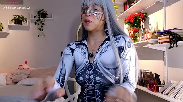 Nikol-JE online show from October 2025 09:14:02 PM