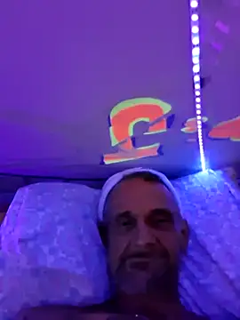 hotnicz10 online show from March 2026 11:36:02 AM