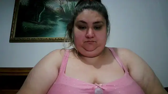 nicholle online show from March 2026 10:33:02 PM