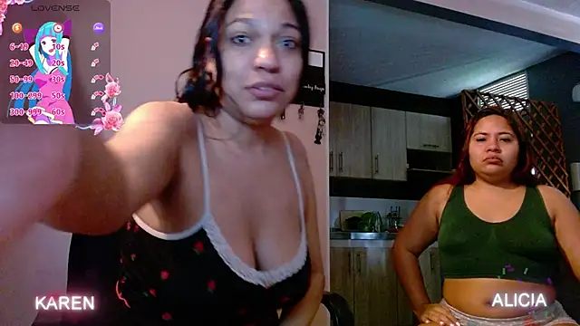 Snapshot of Karen_sex92 chatting on January 2026 01:25:02 PM Karen sex92 online show from January 2026 01:25:02 PM