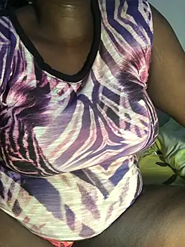 sweett shaley online show from April 2026 11:44:02 AM