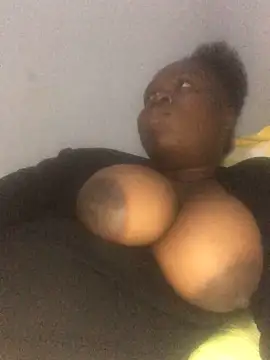 sweett shaley online show from September 2025 05:13:01 PM