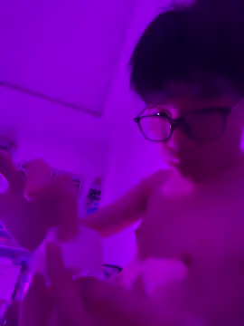 Foxxie126 online show from April 2026 06:23:01 PM