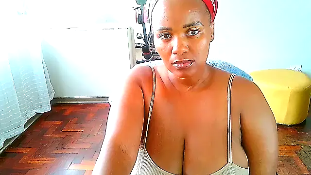 Snapshot of Charlie-Crawford chatting on February 2025 08:53:02 AM Charlie-Crawford online show from February 2025 08:53:02 AM
