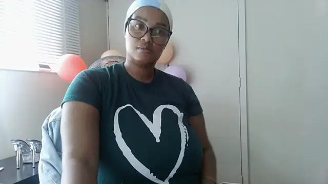 Charlie-Crawford online show from April 2026 07:48:01 AM