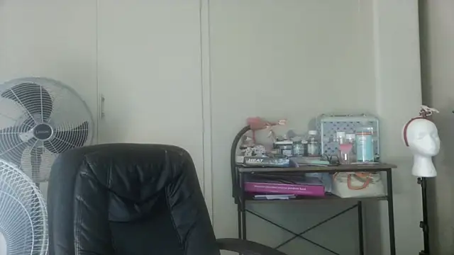 Charlie-Crawford online show from February 2026 04:51:02 PM