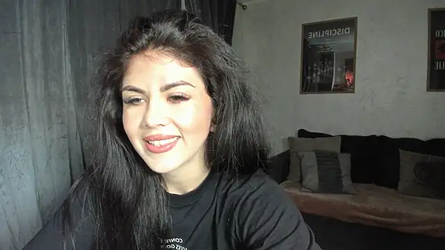 LoveYou28 online show from June 2026 06:46:02 PM