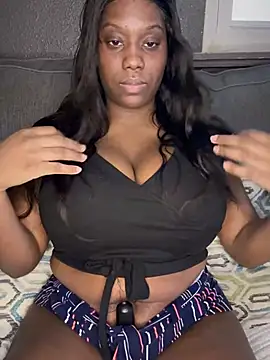Snapshot of 1Topgyal chatting on January 2025 02:53:02 PM 1Topgyal online show from January 2025 02:53:02 PM