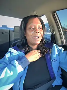 1Topgyal online show from November 2025 01:37:01 PM