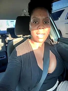 Snapshot of 1Topgyal chatting on October 2025 12:42:01 PM 1Topgyal online show from October 2025 12:42:01 PM