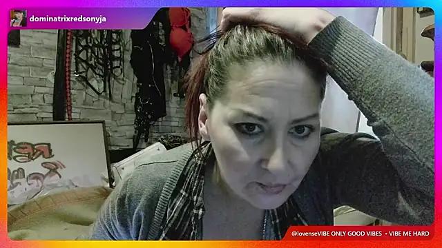 dominatrixredsonyja online show from March 2026 04:35:01 PM