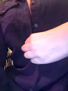 dominatrixredsonyja online show from December 2025 03:58:02 PM