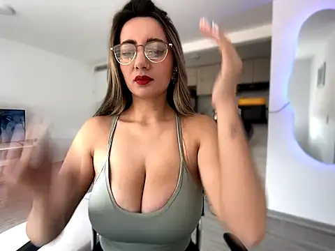 Anny Moore09 online show from September 2025 02:12:02 PM