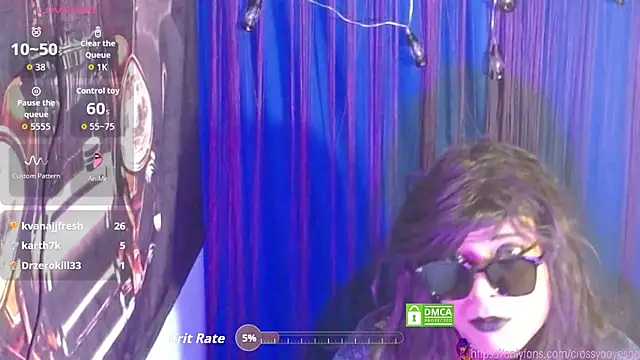 Snapshot of CrossyAayesha chatting on September 2025 06:06:01 PM CrossyAayesha online show from September 2025 06:06:01 PM