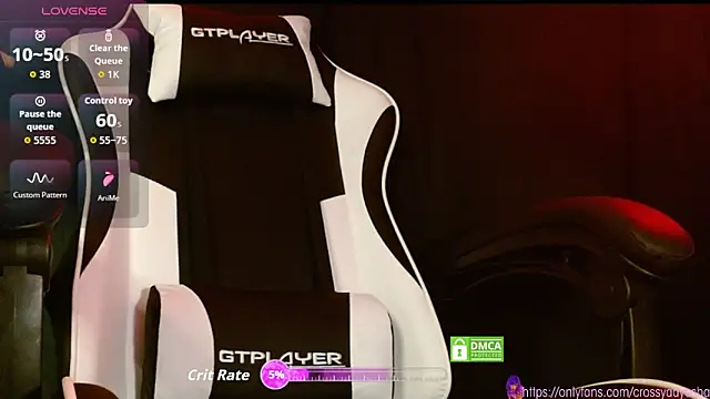 Snapshot of CrossyAayesha chatting on November 2025 03:48:01 PM CrossyAayesha online show from November 2025 03:48:01 PM