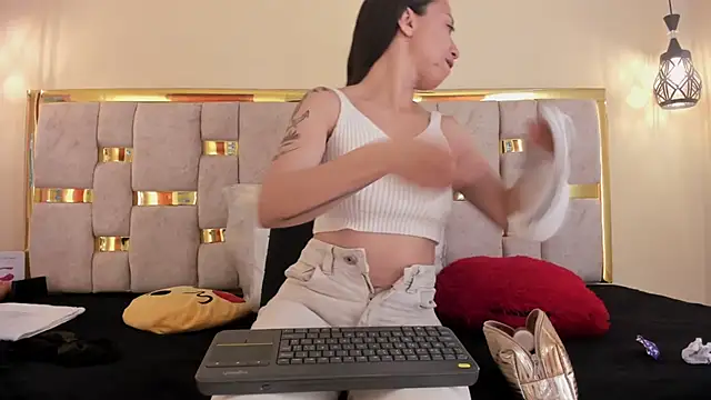 ttata 3 online show from October 2025 11:53:02 AM