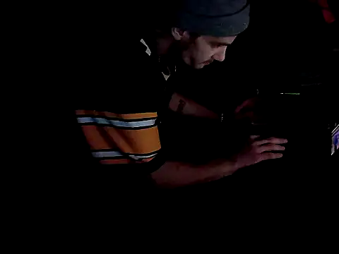 xxxTony999 online show from November 2025 06:08:01 PM