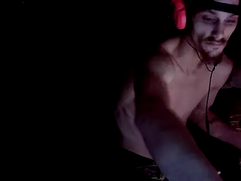 xxxTony999 online show from October 2025 09:14:02 PM