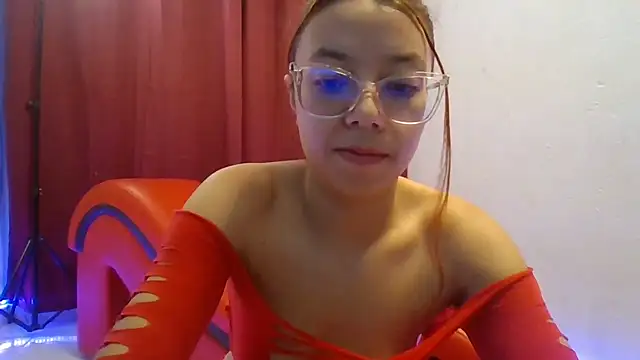 sophieandmarkls online show from November 2025 12:28:01 PM