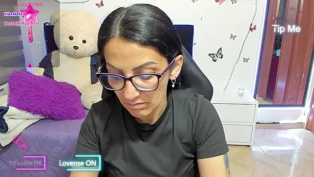 alma blue online show from November 2025 10:32:01 PM