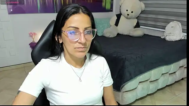 alma blue online show from July 2026 10:39:02 PM