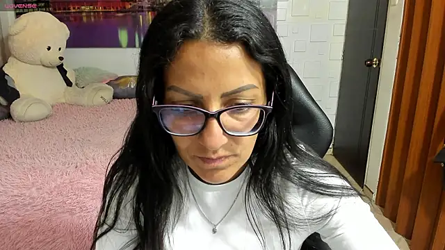 alma blue online show from March 2026 10:52:01 PM