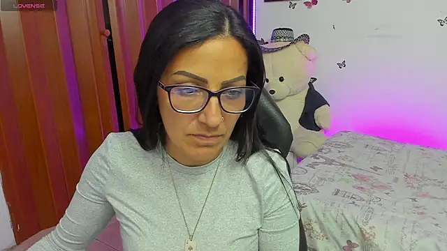 alma blue online show from November 2025 11:08:02 PM